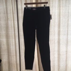 Navy colored Old Navy Leggings